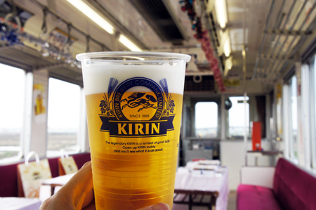 関鉄ビール列車　乾杯