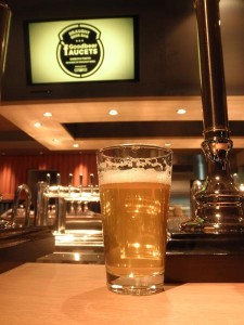 ビア・バーが３つ、同時オープン