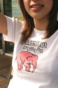 5月から第1・3月曜は「デリリウムTシャツの日」に。「けやき広場春のビール祭り」でも特典あり