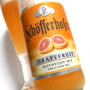 ヘーフェヴァイツェンのグレープフルーツジュース割り「シェッファーホッファー グレープフルーツ」―ビアレポート（27）