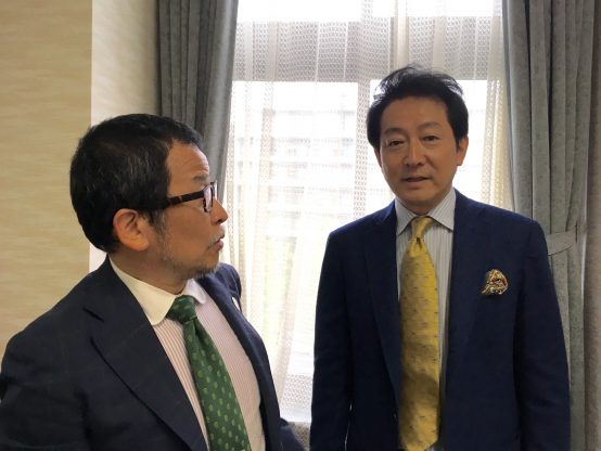 辰巳さんと藤原ヒロユキは、共に大阪出身で、 なんと同い年だった！ 同学年だったことに驚く藤原ヒロユキ(^o^)