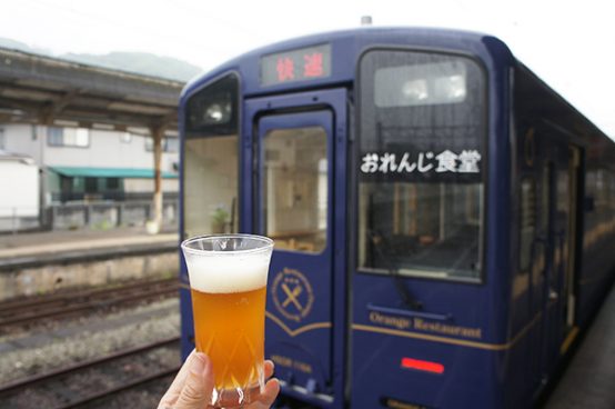 《Go!Go!飲み鉄》第3回　肥薩おれんじ鉄道「おれんじ食堂」の がまだせ！列車ビア旅
