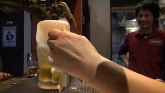 【JBJAChannel】注ぎの技術！ヱビスビールをチェコのタップで最大限においしく！