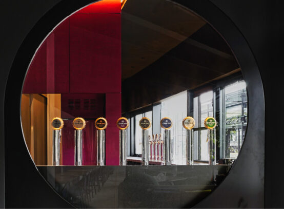 コエドブルワリーからCOEDO BREWERY THE RESTAURANT ＆ COEDOKIOSK の１周年を記念してニューイングランド IPA「The 1st」発売