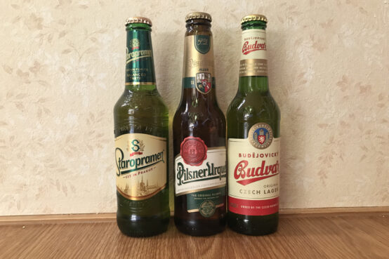 チェコビールで乾杯（WBCチェコ代表選手に）！