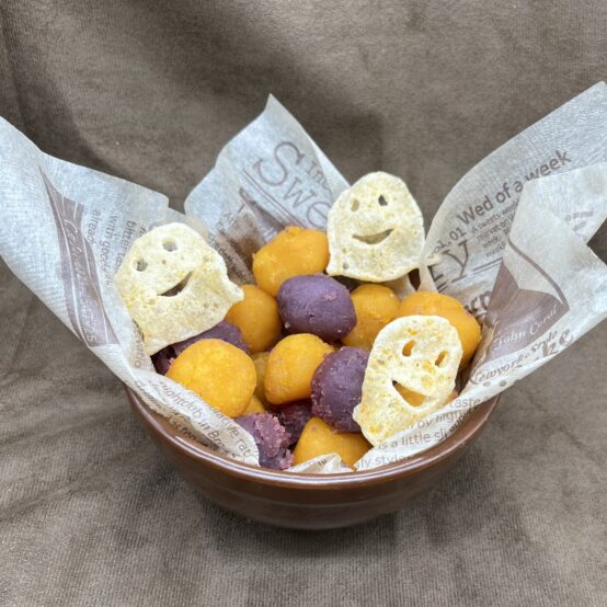 【季節のお菓子とビールで愉しむ】10月　QQボールハロウィン風