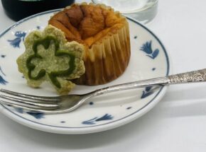 【季節のお菓子とビールで愉しむ】3月　アイリッシュスフレチーズケーキ