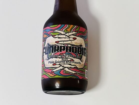 Totopia BreweryとコラボレーションしたビールOff Trail Funkphobia