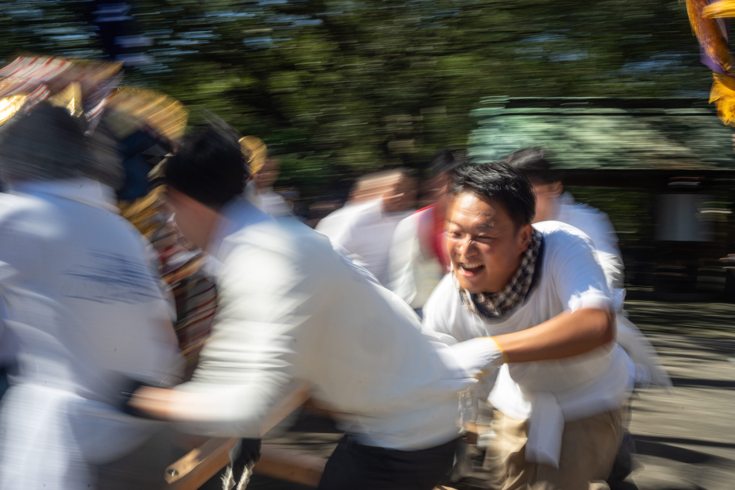 小さな離島、六島の文化「回し神輿」を復活！土地と人を繋ぐビールの力