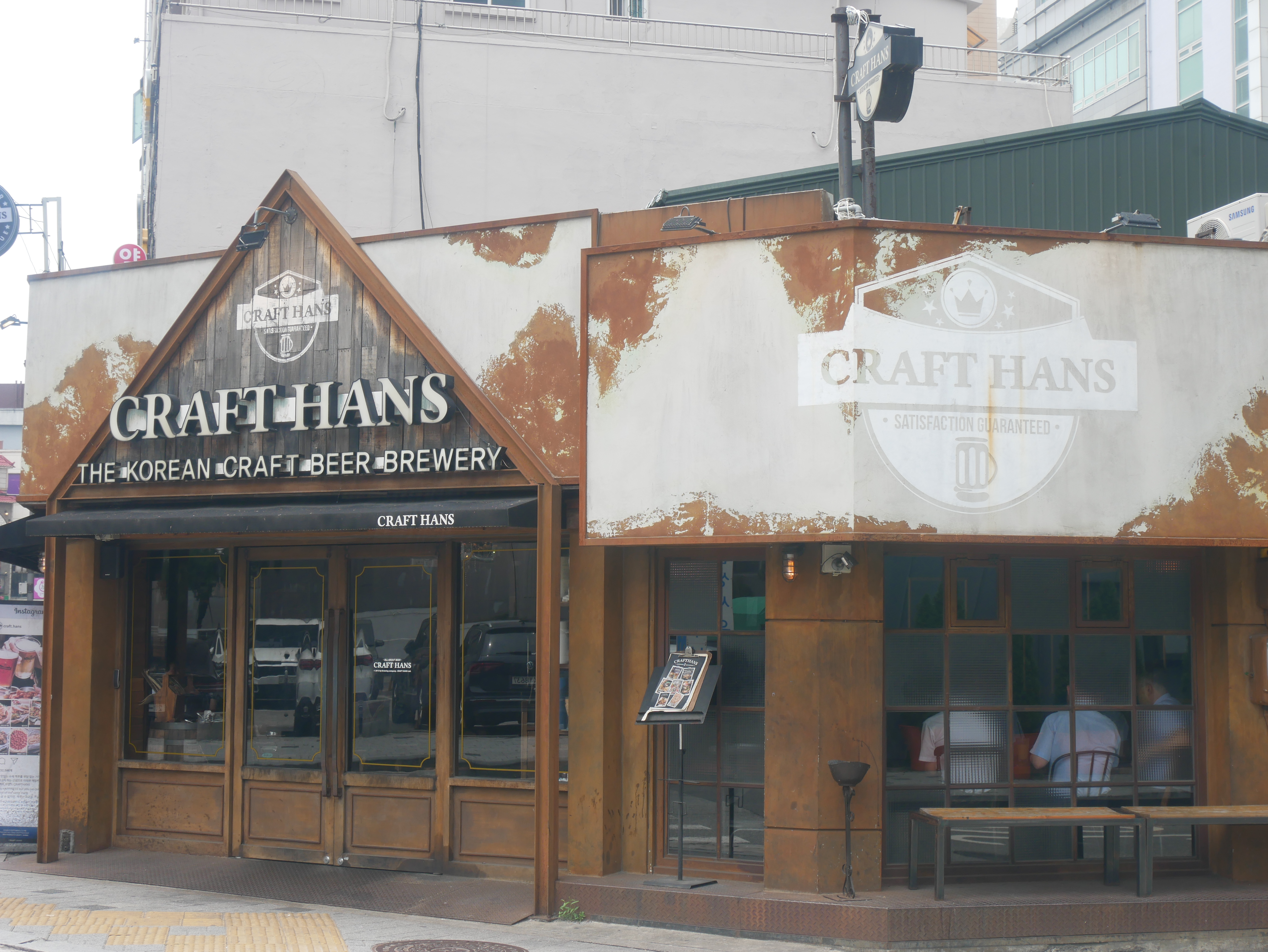 光器ペトローバ　韓国 ceramic candle holder - 陶製キャンドルホルダー ろうそくスタンド