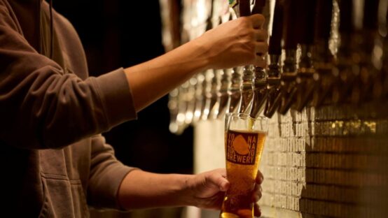 品川駅直結、日本最大級の醸造所併設型レストランが2026年3月30日に誕生