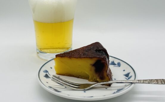 【季節のビールとお菓子で愉しむ】6月①　チェリーのアップサイドダウンケーキ